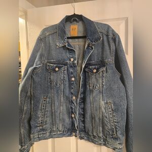 GAP Vintage-Inspired Medium Blue Denim Jacket